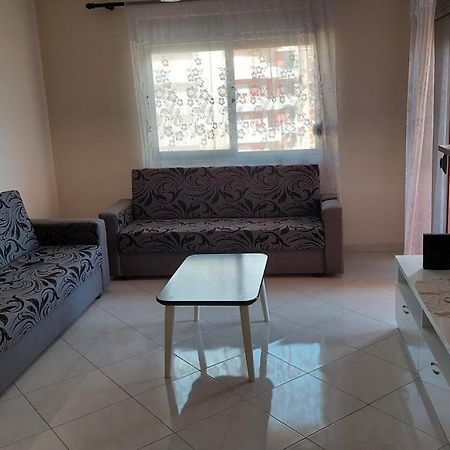 Sweetview 2-Bedroom Apartment With 3 Balcony Seaview Vlorë Eksteriør bilde